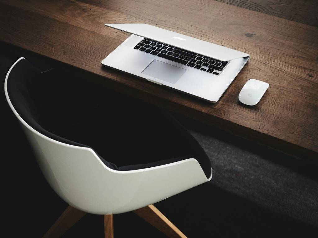 Workplace Fraud: Hidden Signs Your Employee Is Stealing