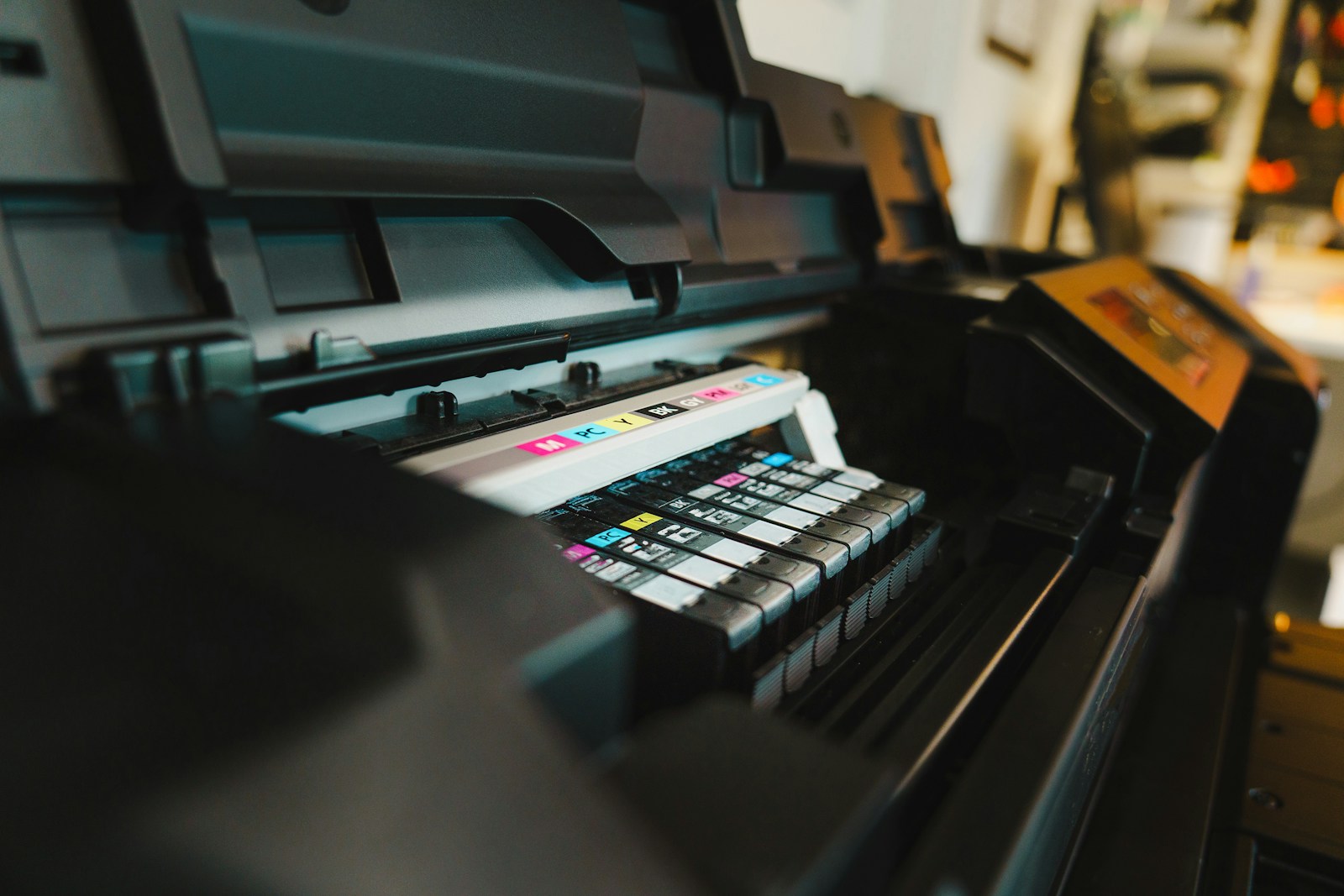 Don’t Sacrifice Quality at Scale: The Best Wide-Format Printers for Demanding Projects