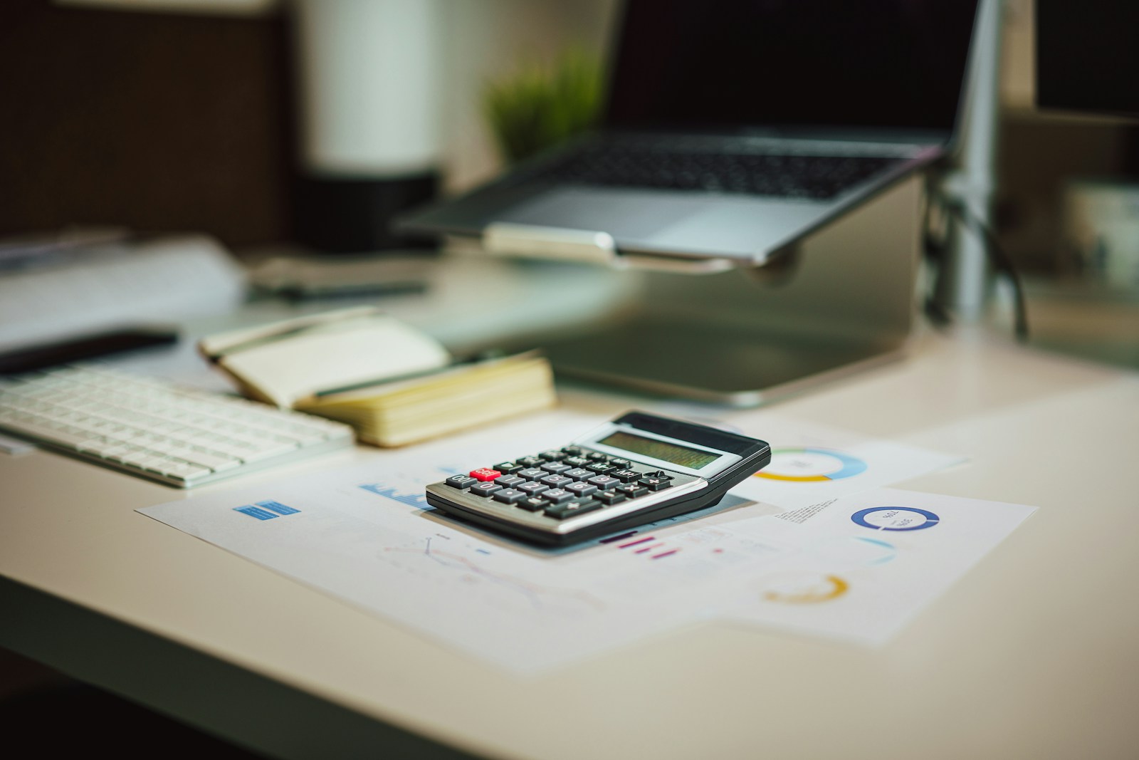 A Full Guide To Practical Funding Methods For Expanding Your Brand