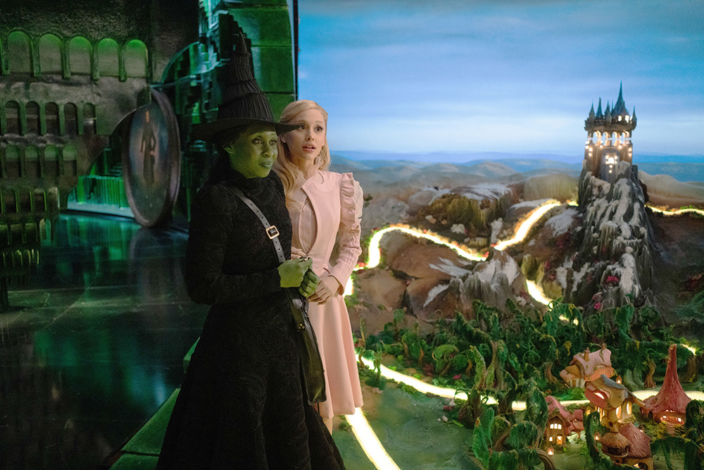 WICKED, from left: Cynthia Erivo, Ariana Grande, 2024. ph: Giles Keyte /© Universal Pictures / Courtesy Everett Collection