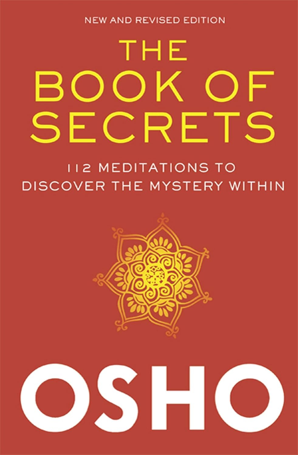 What Books Did Chelsea Give Saxon in 'The White Lotus'