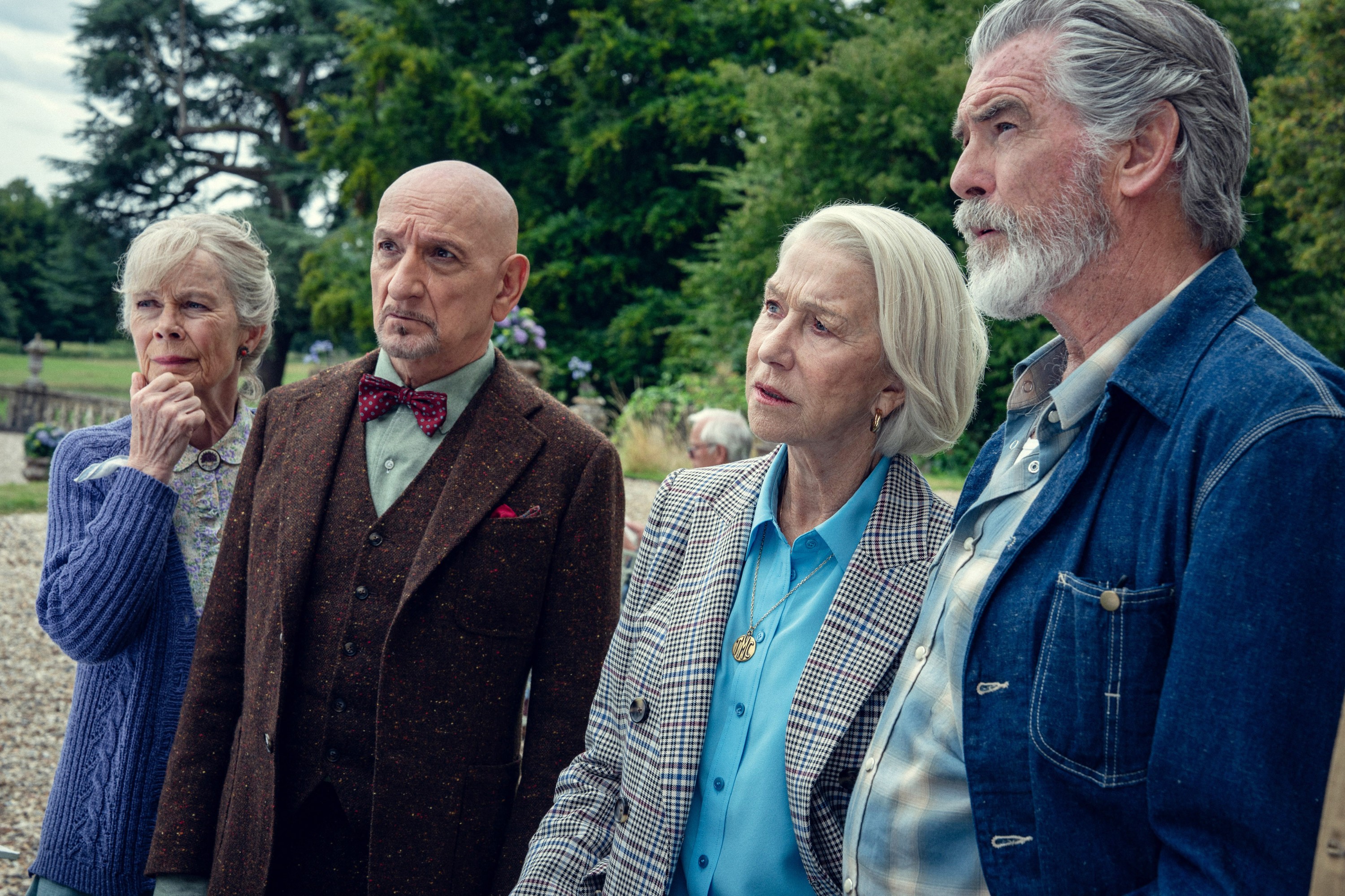 THE THURSDAY MURDER CLUB, from left: Celia Imrie, Ben Kingsley, Helen Mirren, Pierce Brosnan, 2025. ph: Giles Keyte /© Netflix /Courtesy Everett Collection