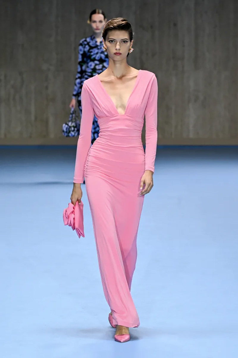 Carolina Herrera's spring 2025 ready-to-wear collection.