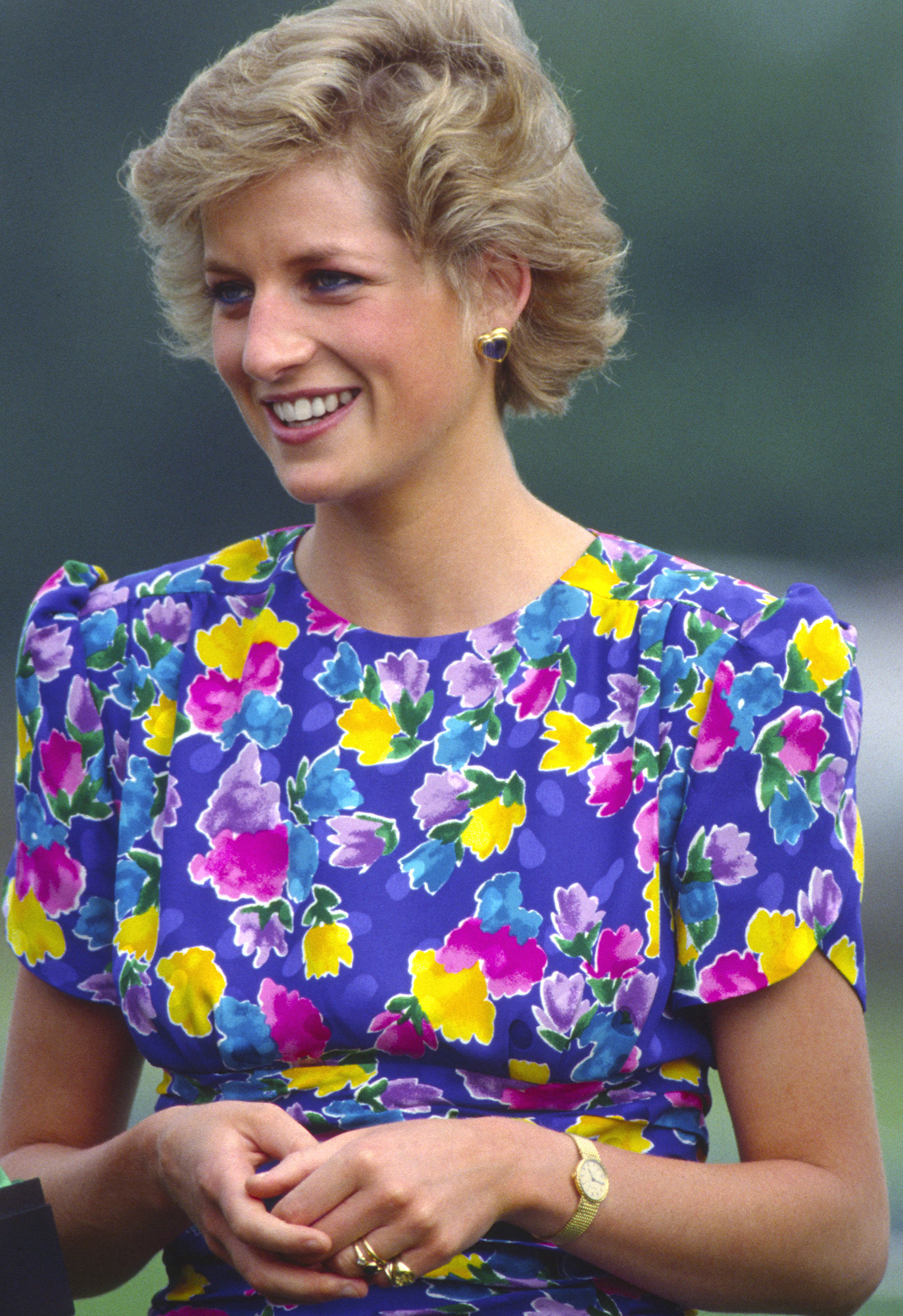WINDSOR, UNITED KINGDOM - JUNE 29: Princess Diana Wearing A Signet Ring And Other Rings While At A Polo Match In Summer 1988. (Photo by Tim Graham Photo Library via Getty Images)