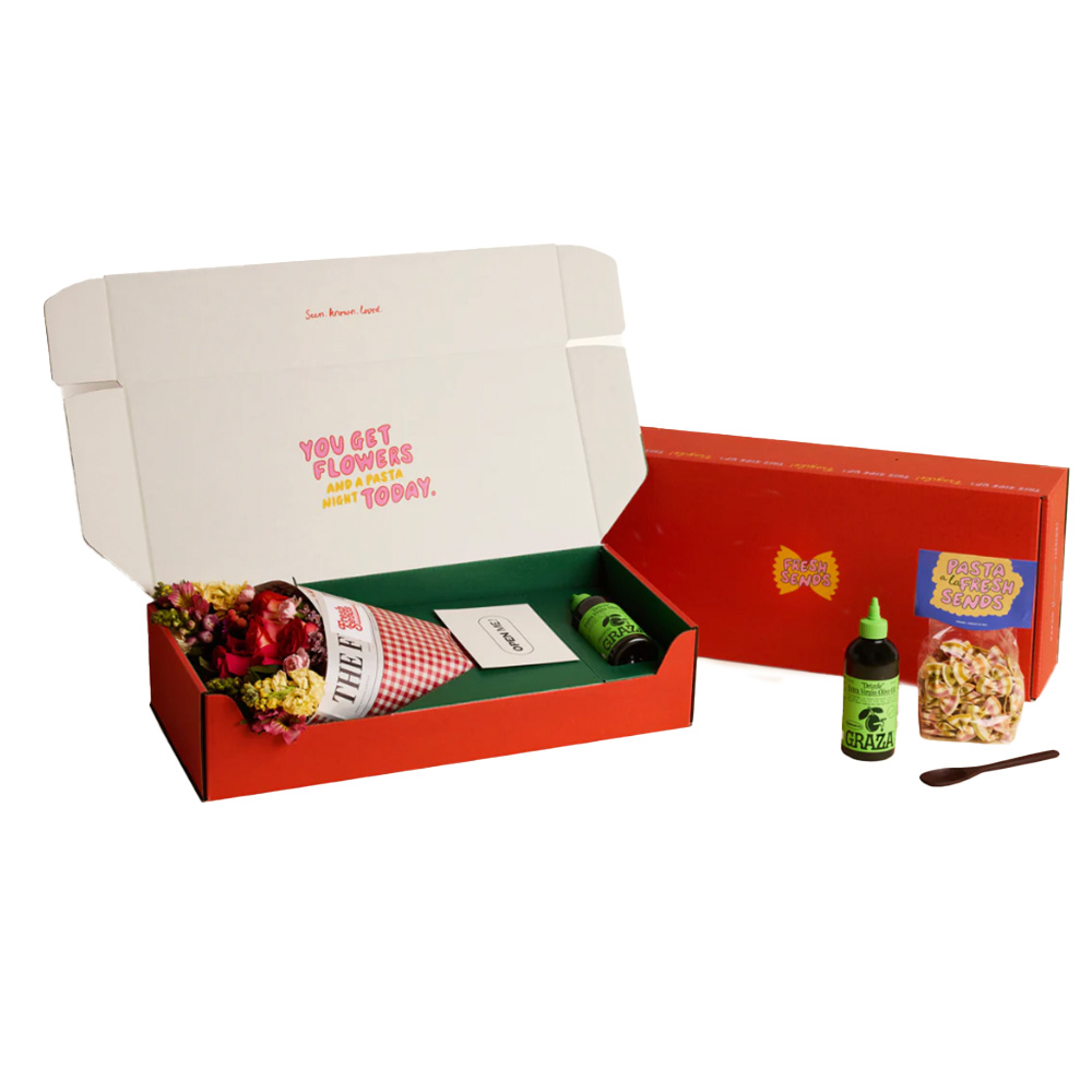 Best Gifts for Wives Christmas 2025: Luxury Picks From Trending Brands