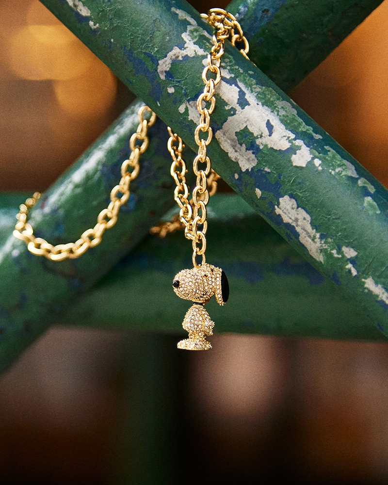 BaubleBar collaborates with Peanuts on new accessories and jewelry.