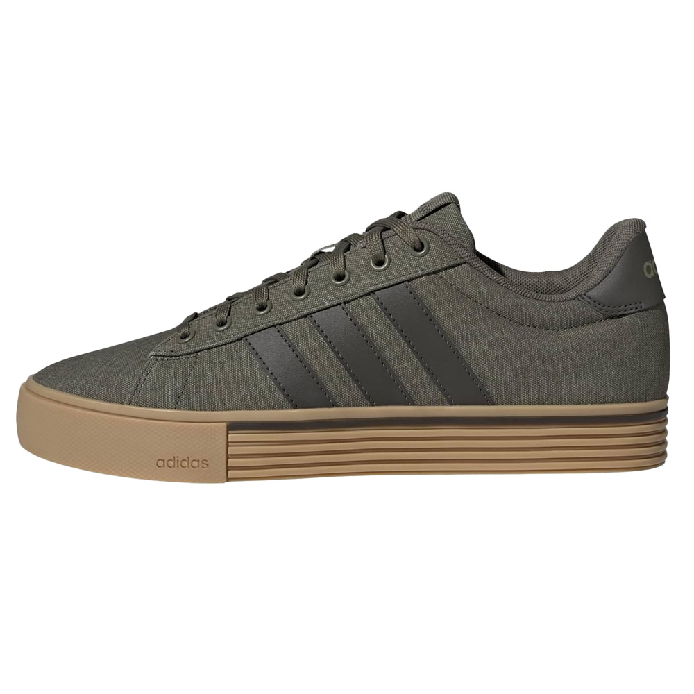 Amazon Prime Big Deals Day 2025: Top Sales on Clothing & Accessories