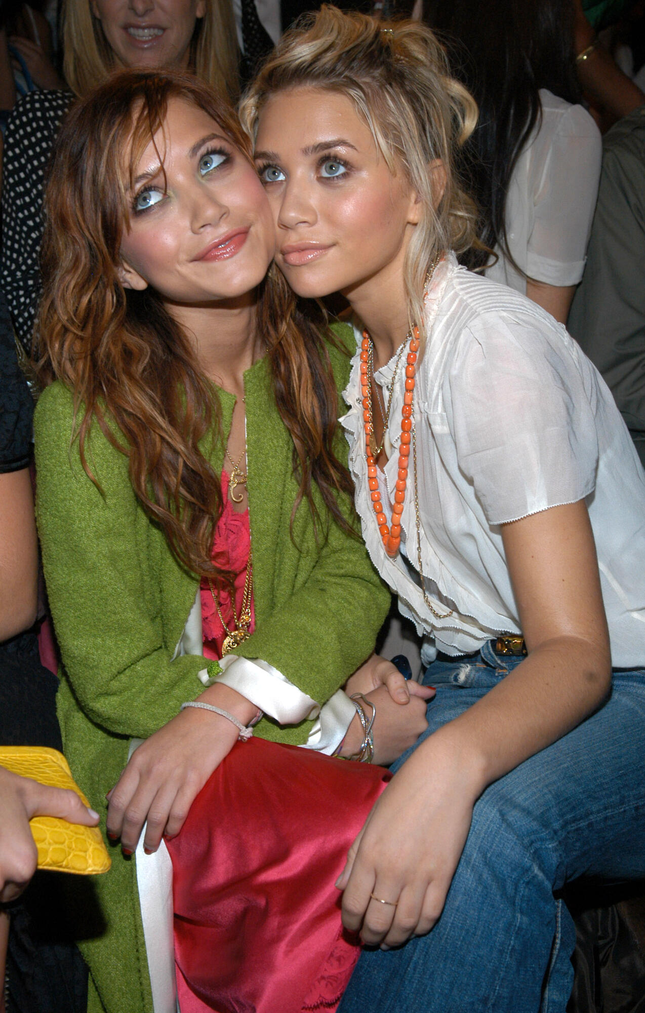 Mary-Kate Olsen (L) and Ashley Olsen front row at the Spring 2005 Marc Jacobs show in New York.