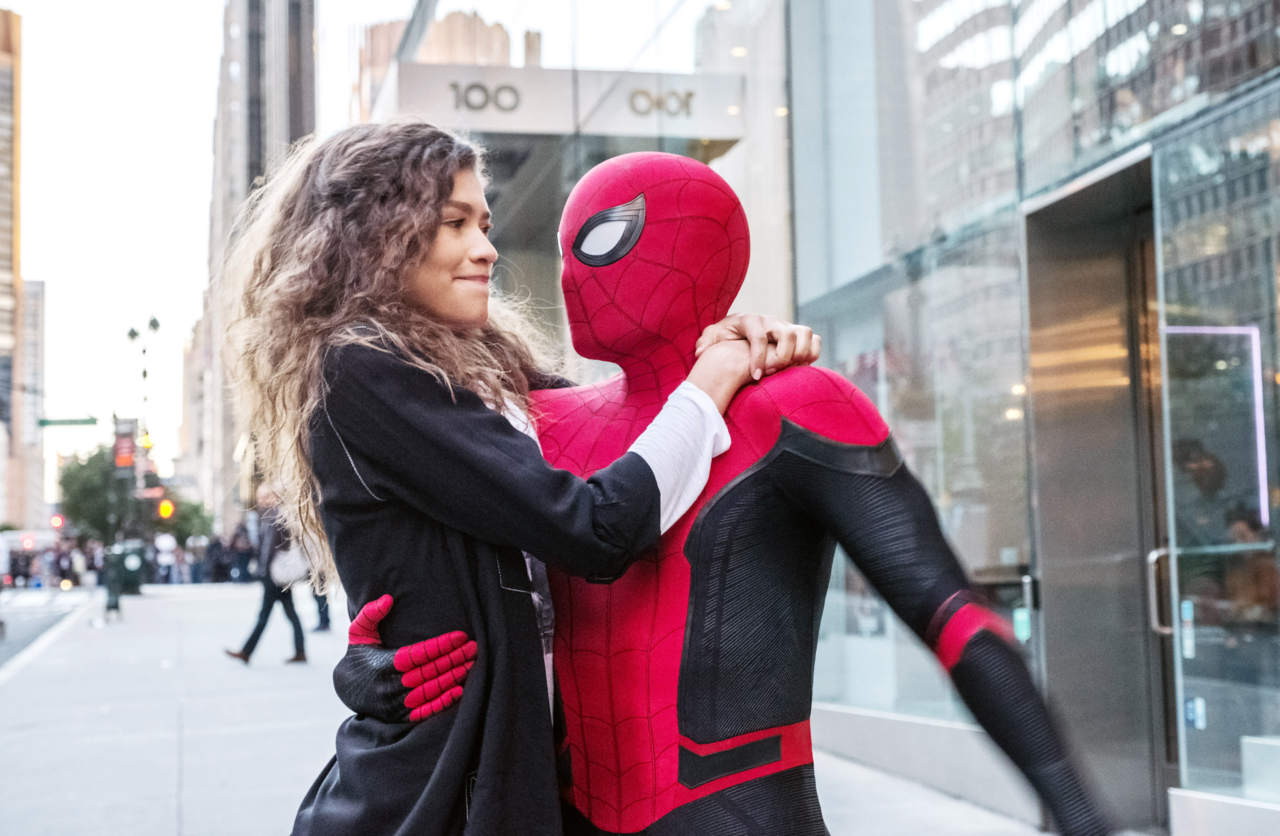 SPIDER-MAN: FAR FROM HOME, from left: Zendaya, Tom Holland as Spider-Man / Peter Parker, 2019. ph: JoJo Whilden / © Columbia Pictures / © Marvel / courtesy Everett Collection