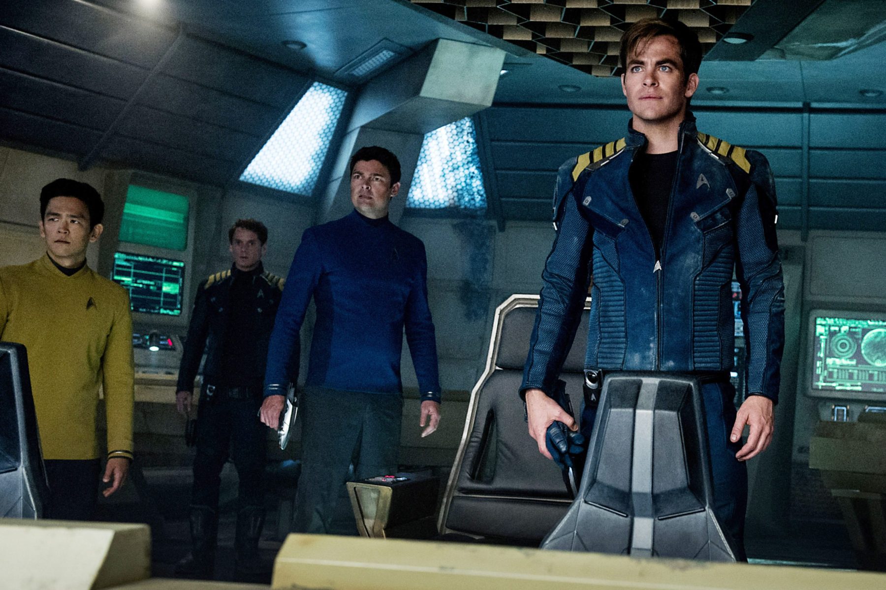 STAR TREK BEYOND, from left: John Cho, as Sulu, Anton Yelchin, as Chekov, Karl Urban, as Doctor 'Bones' McCoy, Chris Pine as Captain James T. Kirk, Zachary Quinto, as Spock, Simon Pegg, as Scotty, 2016. ph: Kimberley French / © Paramount Pictures / Courtesy Everett Collection