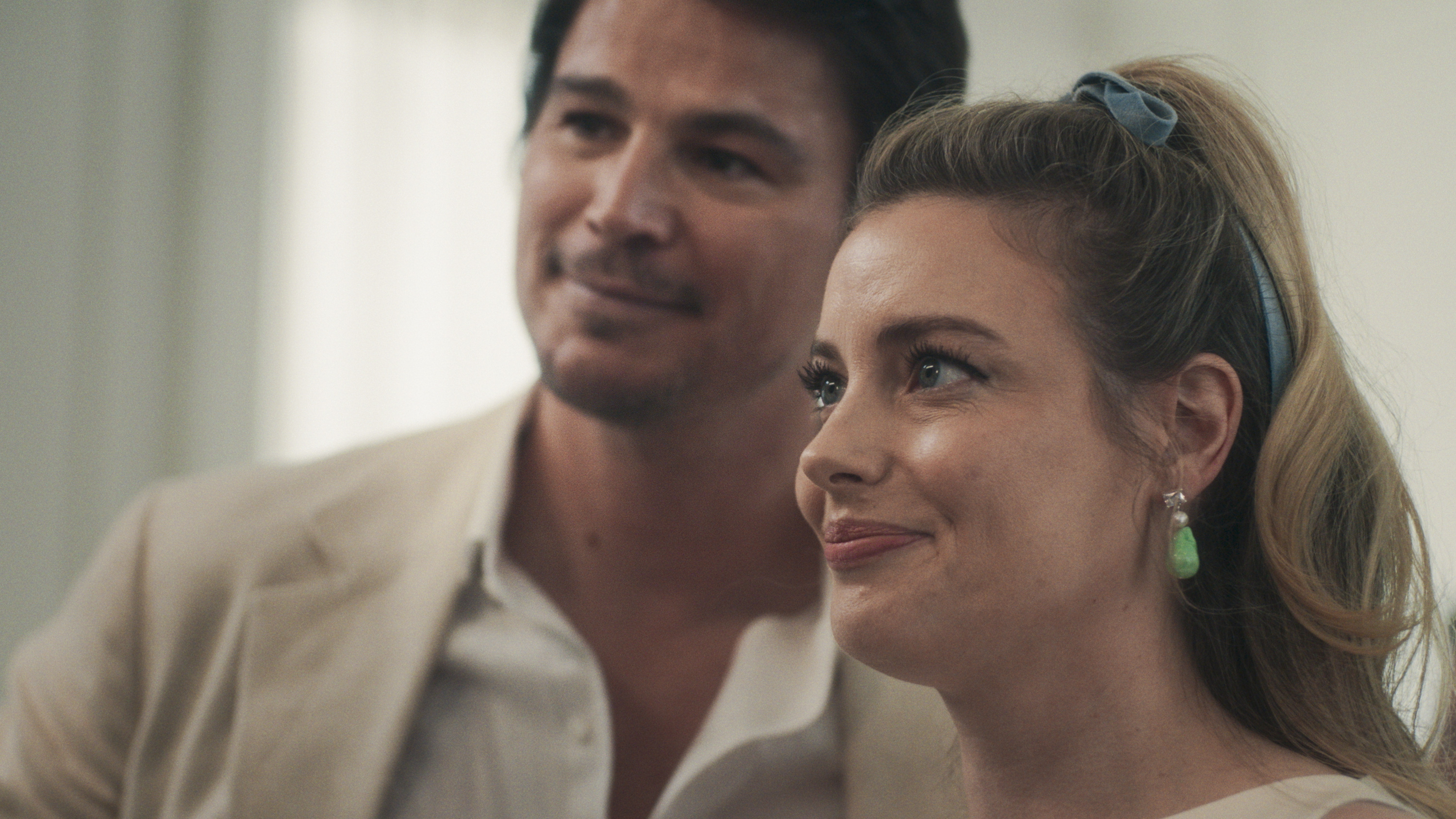 THE BEAR Josh Hartnett Gillian Jacobs