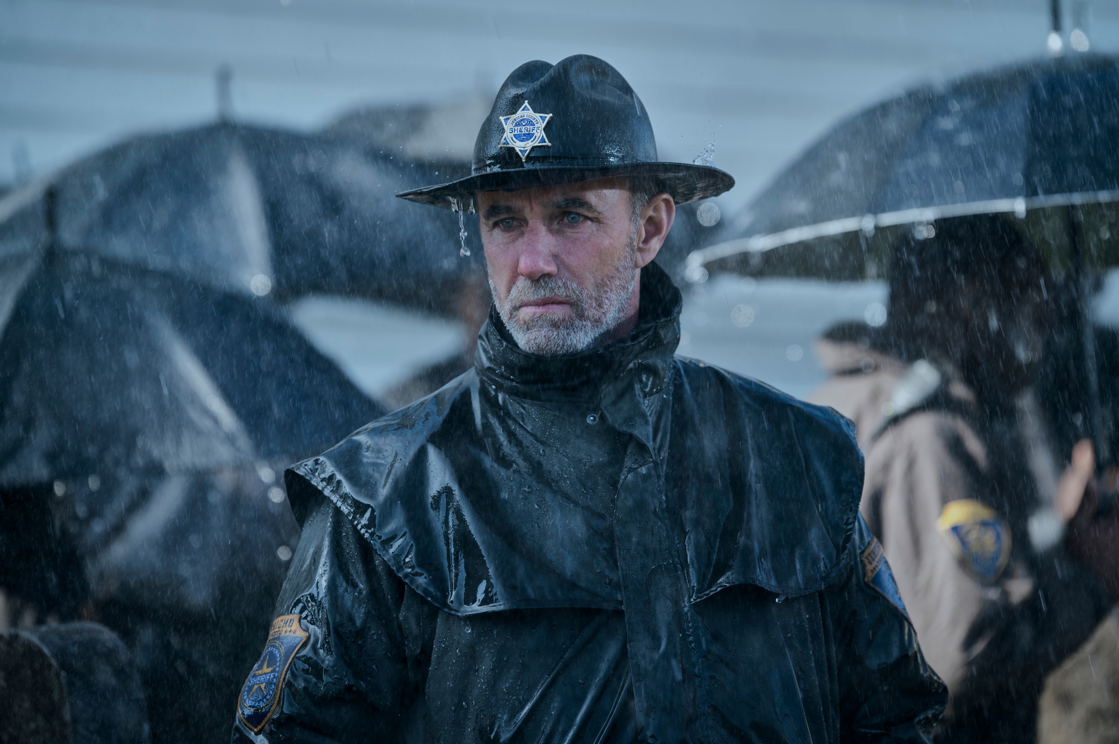 Wednesday. Jamie McShane as Sherrif Donovan Galpin in episode 107 of Wednesday. Cr. Vlad Cioplea/Netflix © 2022