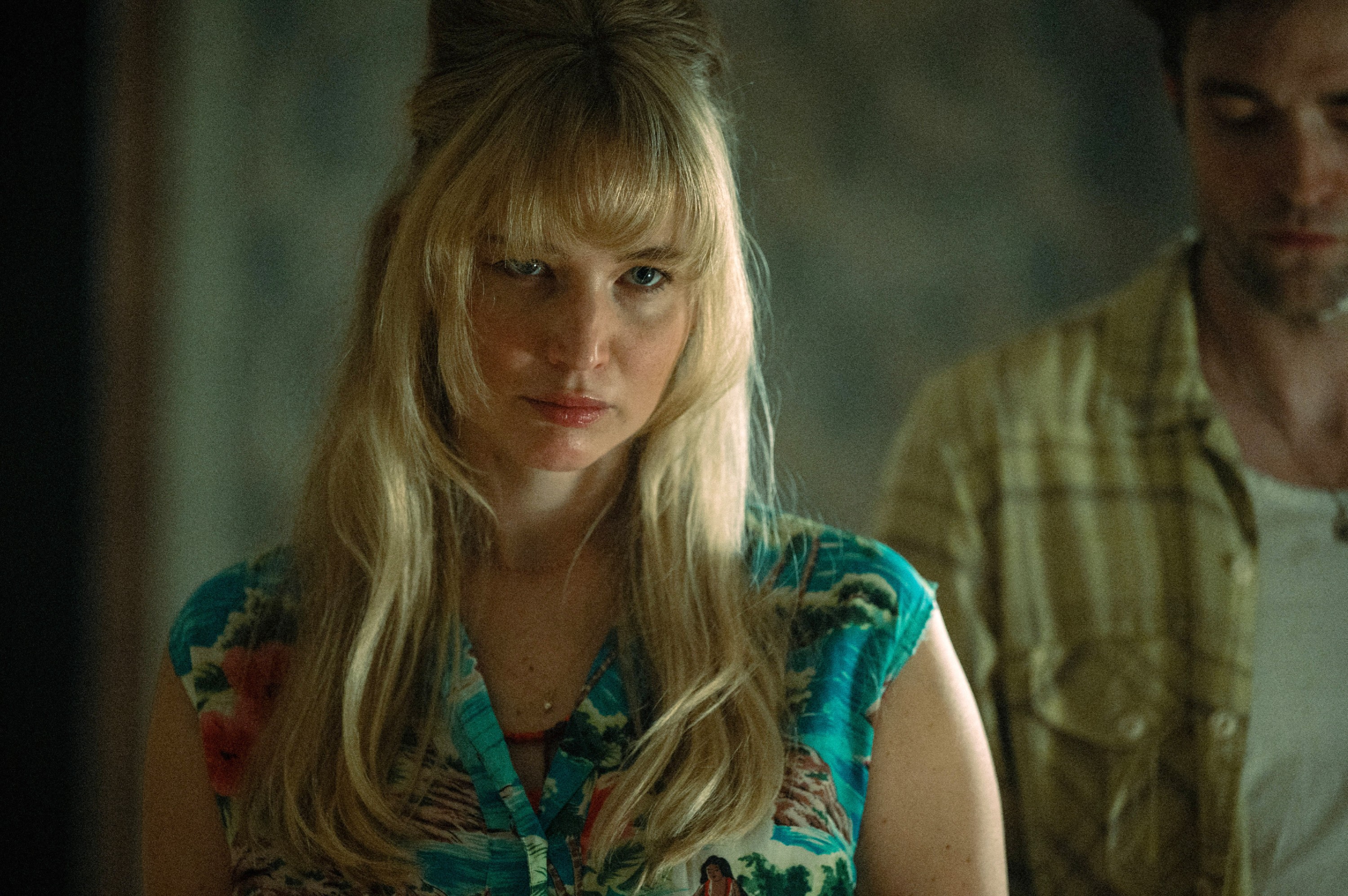 DIE MY LOVE, from left: Jennifer Lawrence, Robert Pattinson, 2025. ph: Kimberley French / © MUBI / courtesy Everett Collection