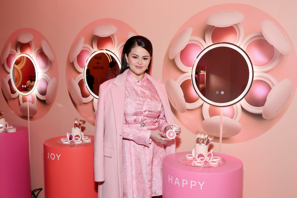 NEW YORK, NEW YORK - APRIL 06: Selena Gomez Celebrates The Launch Of Rare Beauty's Soft Pinch Luminous Powder Blush Collection at Studio 525 on April 06, 2024 in New York City. (Photo by Cindy Ord/Getty Images for Rare Beauty)