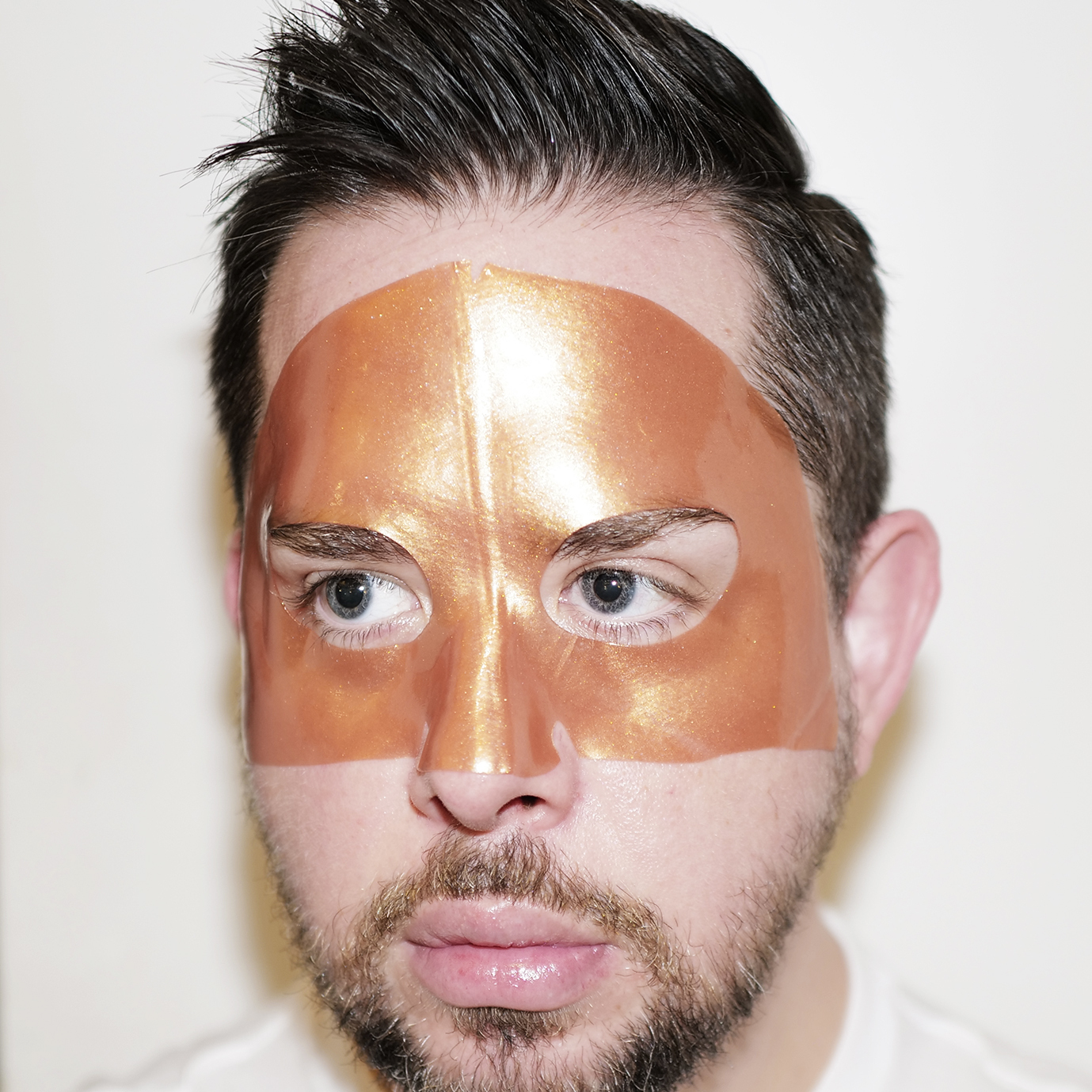 WWD editor tests and reviews Augustinus Bader's face mask