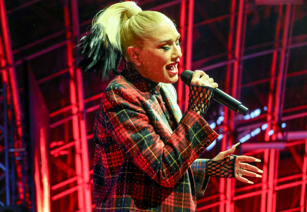 LOS ANGELES, CALIFORNIA - MARCH 21: Gwen Stefani performs onstage during the Clarins ICONS Event at the Academy Museum of Motion Pictures on March 21, 2025 in Los Angeles, California. (Photo by Amy Sussman/Getty Images)