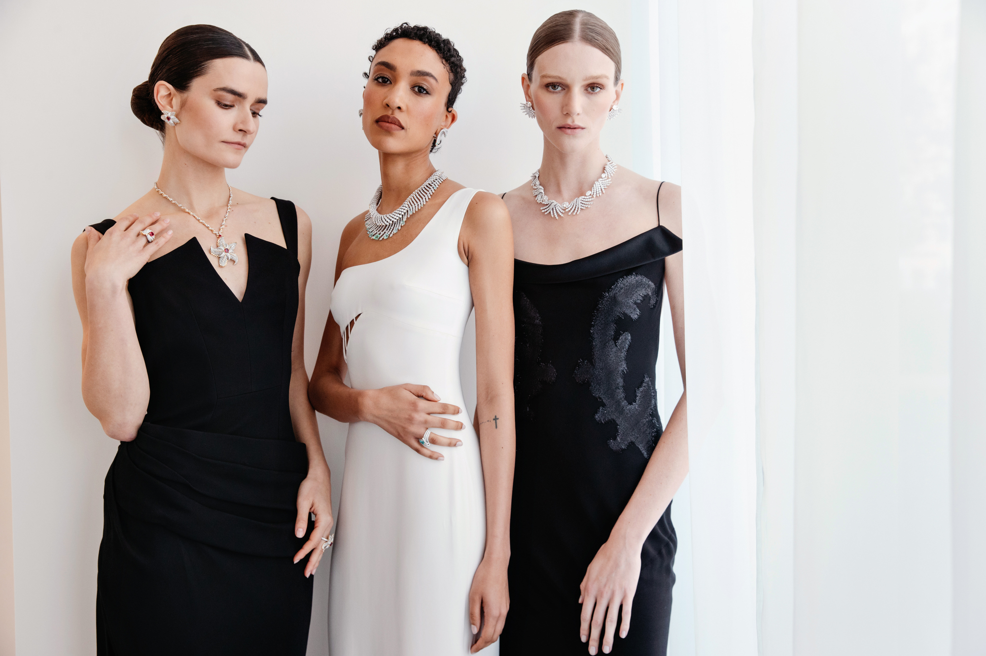 A preview look at the 2025 Blue Book: Sea of Wonder high jewelry debut.