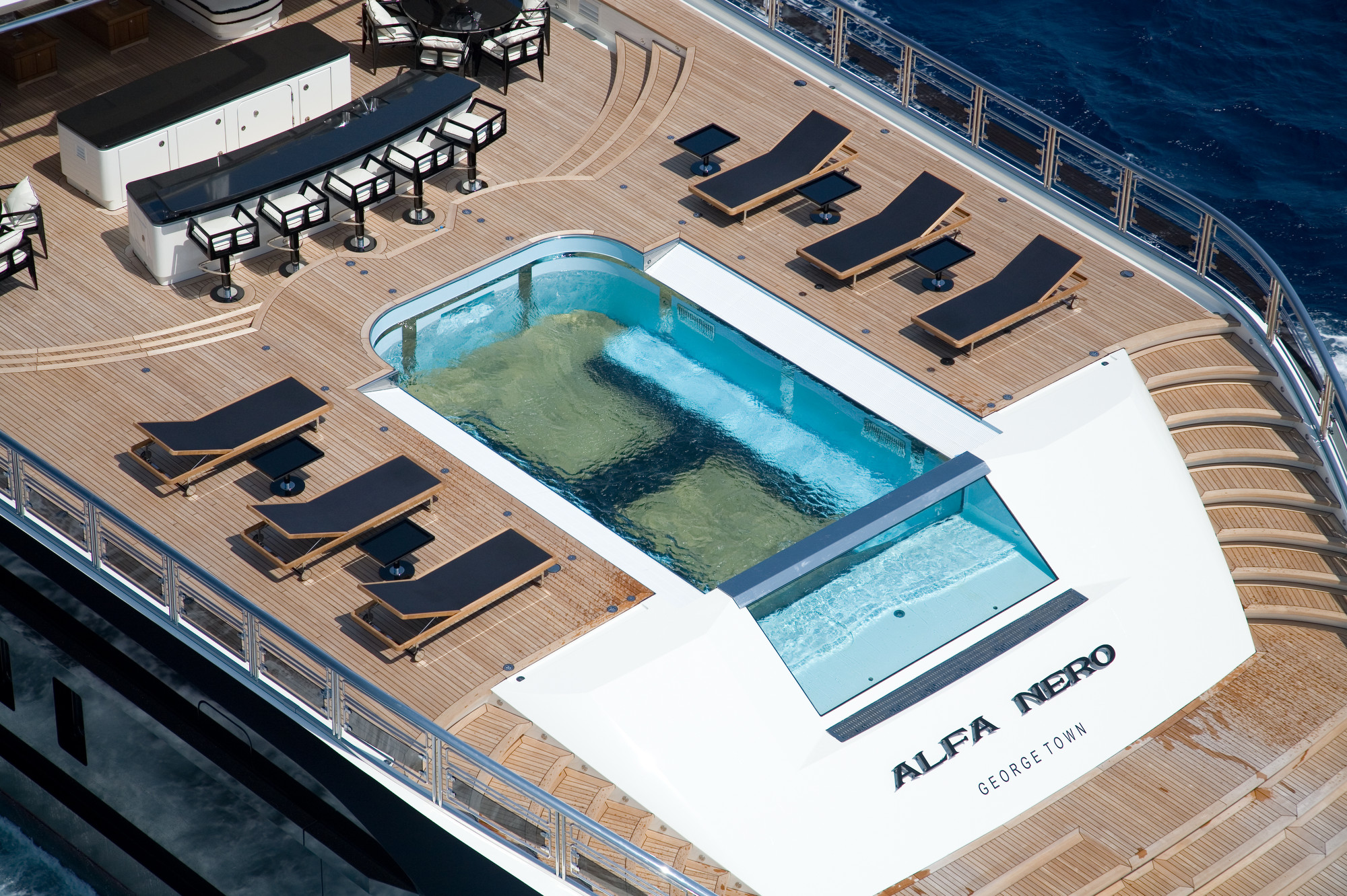 Alfa Nero, built by Oceanco.