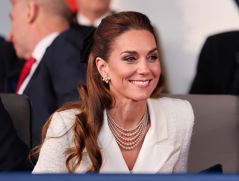 LONDON, ENGLAND - MAY 08: Catherine, Princess of Wales attends a concert to mark the 80th Anniversary of VE Day at Horse Guards Parade on May 08, 2025 in London, England. The King and Queen, joined by Members of the Royal Family, will take part in events from May 5th to May 8th to commemorate the 80th anniversary of VE Day, which signalled the end of the Second World War in Europe. (Photo by Chris Jackson/Getty Images)