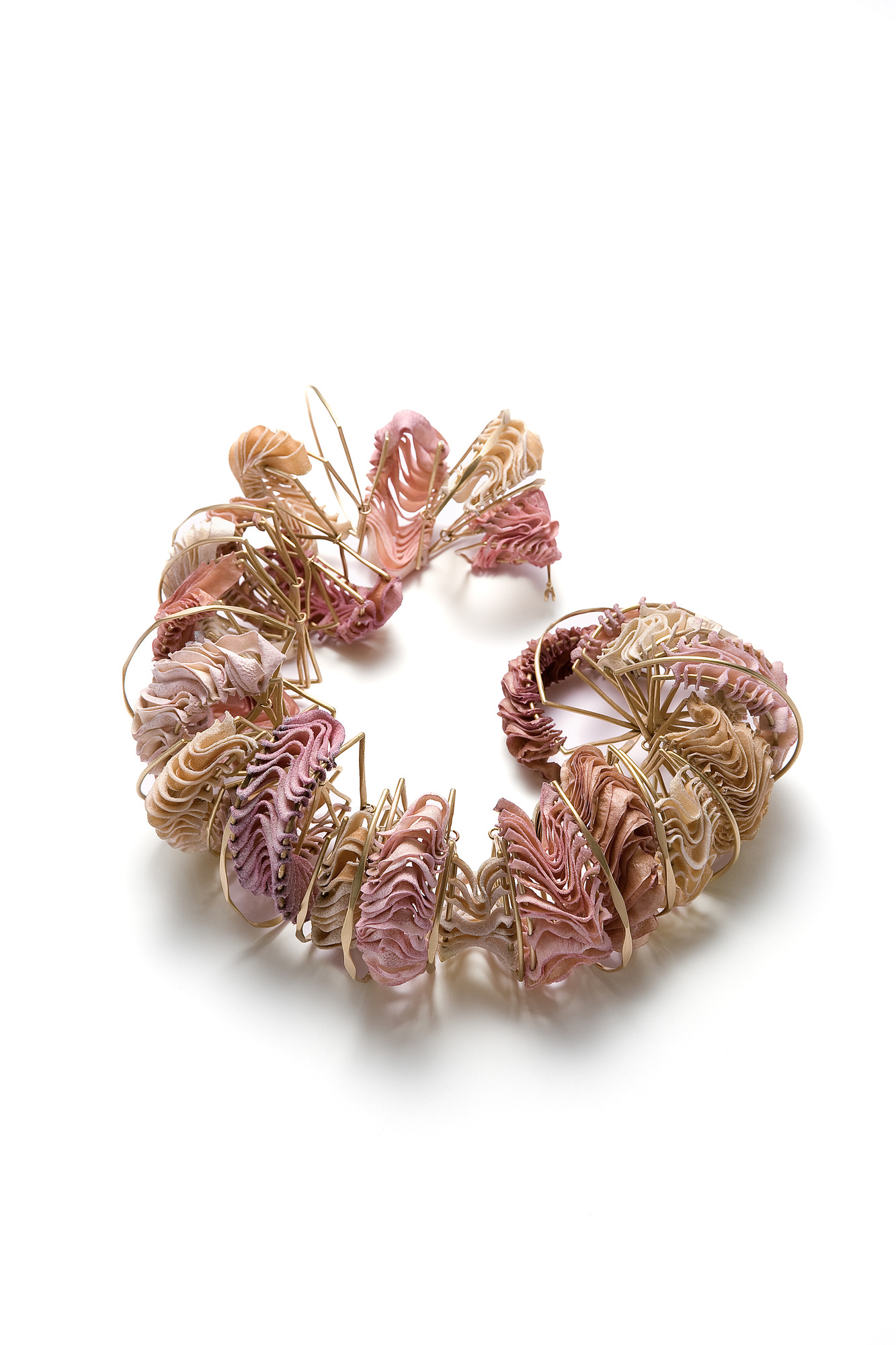 Lee Min Seo's jewelry.