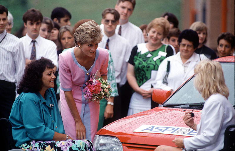 STANMORE, UNITED KINGDOM - JULY 01: Diana, Princess Of Wales, On Behalf Of The Charity Aspire (association For Spinal Injury Research, Rehabilitation And Reintegration) At The National Orthopaedic Hospital In Stanmore On Her 31st Birthday On 1st July 1992 (Photo by Tim Graham Photo Library via Getty Images)