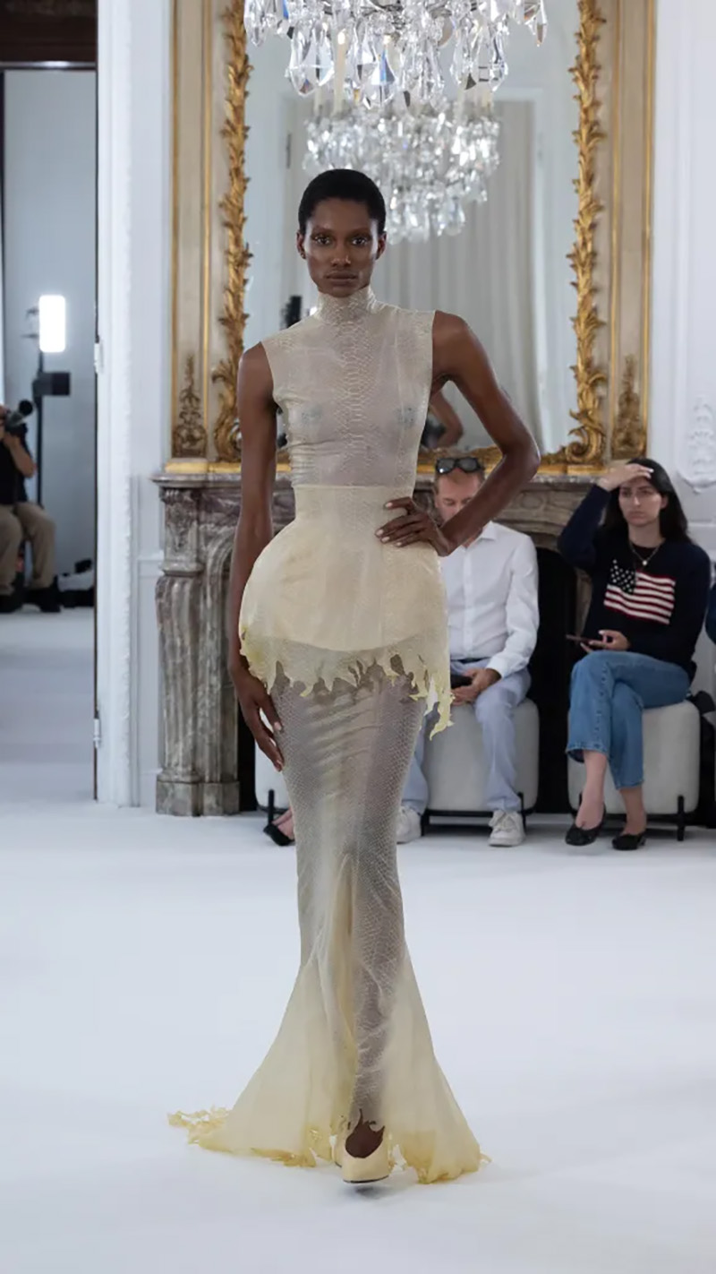 Ashi Studio Fall 2025 Couture at Paris Fashion Week