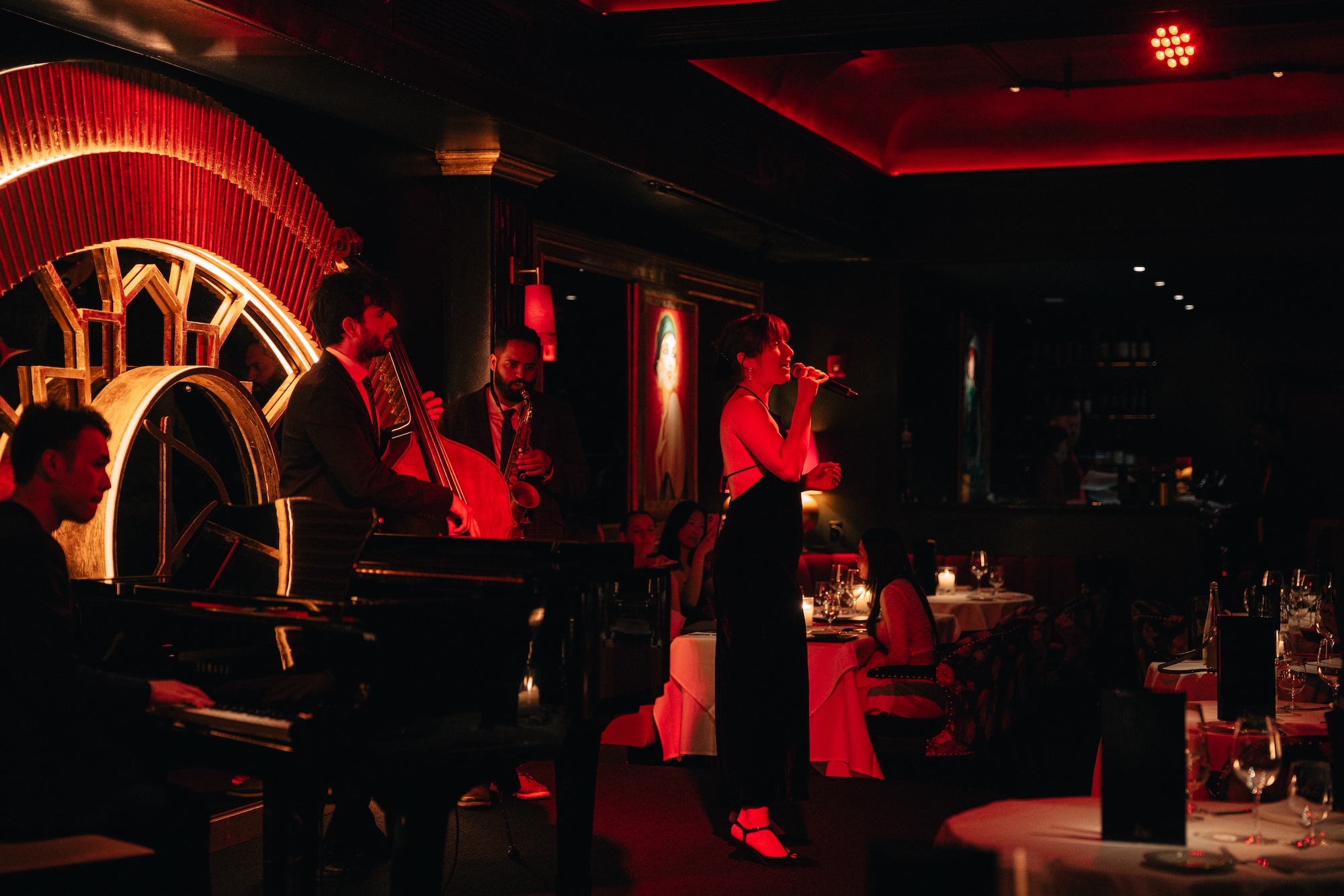 Inside Drai's.