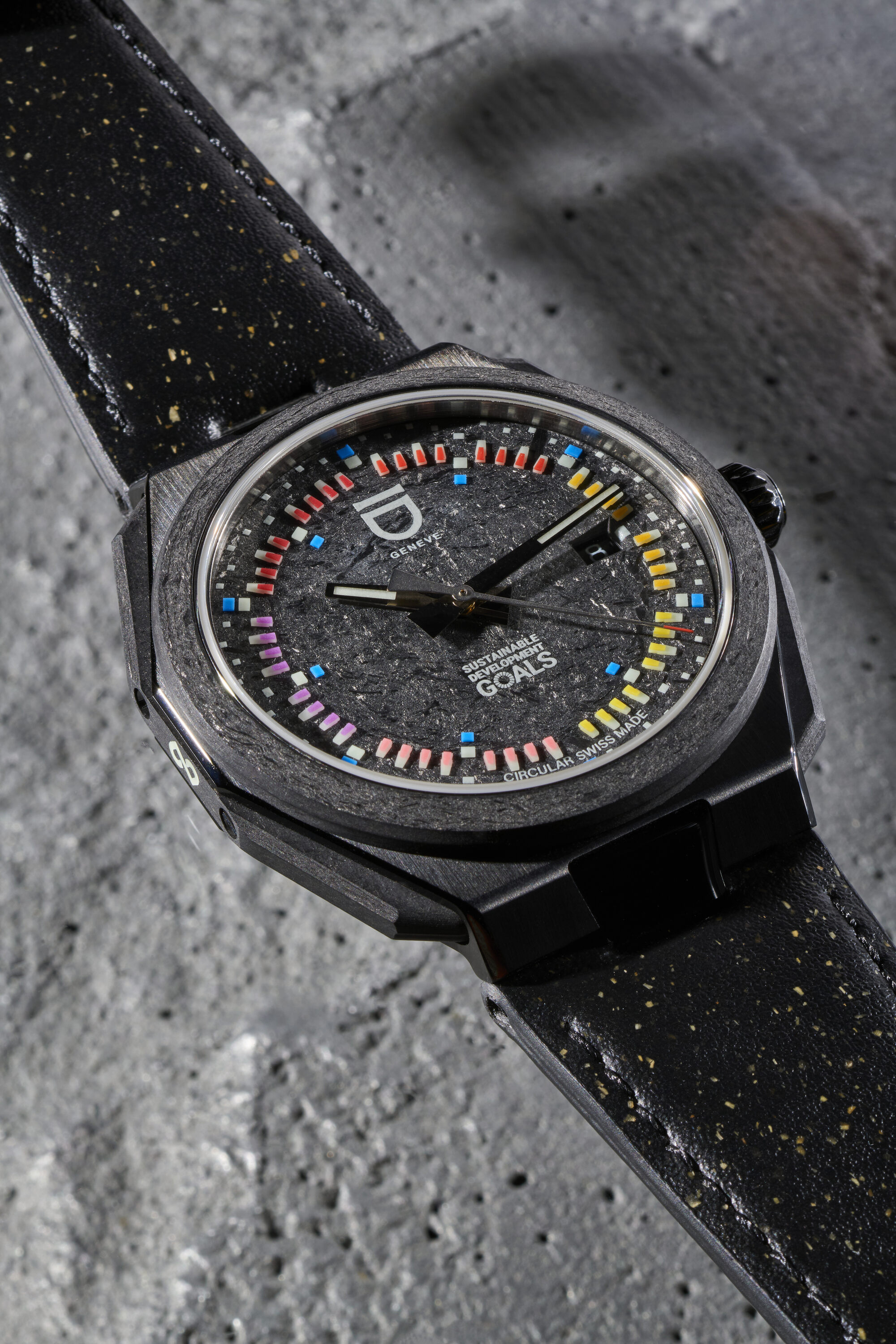 The Circular C SDG's dial features the SDG's color wheel.